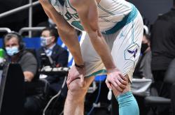  黄蜂队布里奇斯 -星空娱乐