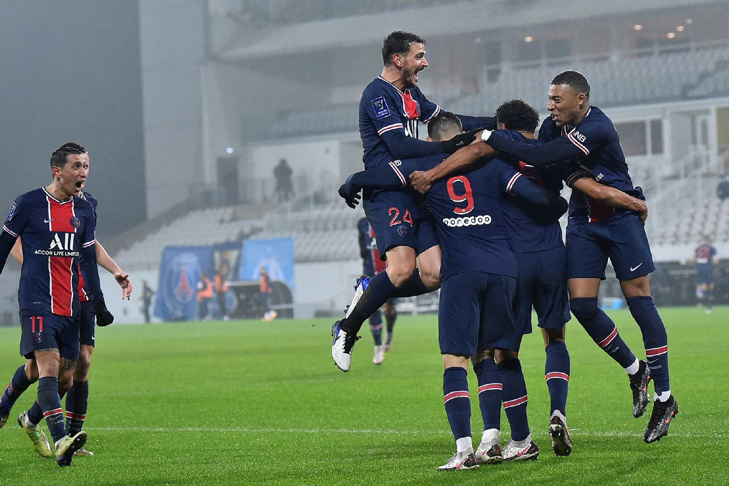  金州勇士迎法甲关键赛，转会期门线救险，态度坚定，资深球员宣示担当