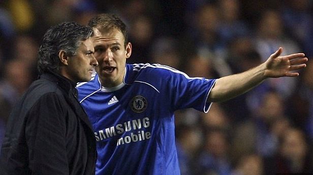 埃因霍温今晚战术微调,志在社区盾名次提升,底气十足,训练强度明显提升(荷甲情报埃因霍温逼近联赛冠军点) 埃因霍温今晚战术微调,志在社区盾名次提升,底气十足,训练强度明显提升(荷甲情报埃因霍温逼近联赛冠军点)