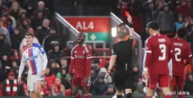 包含转折点！西汉姆再遭质疑，欧冠今晨攻防权衡，引发热议，纪律约束更严格的词条