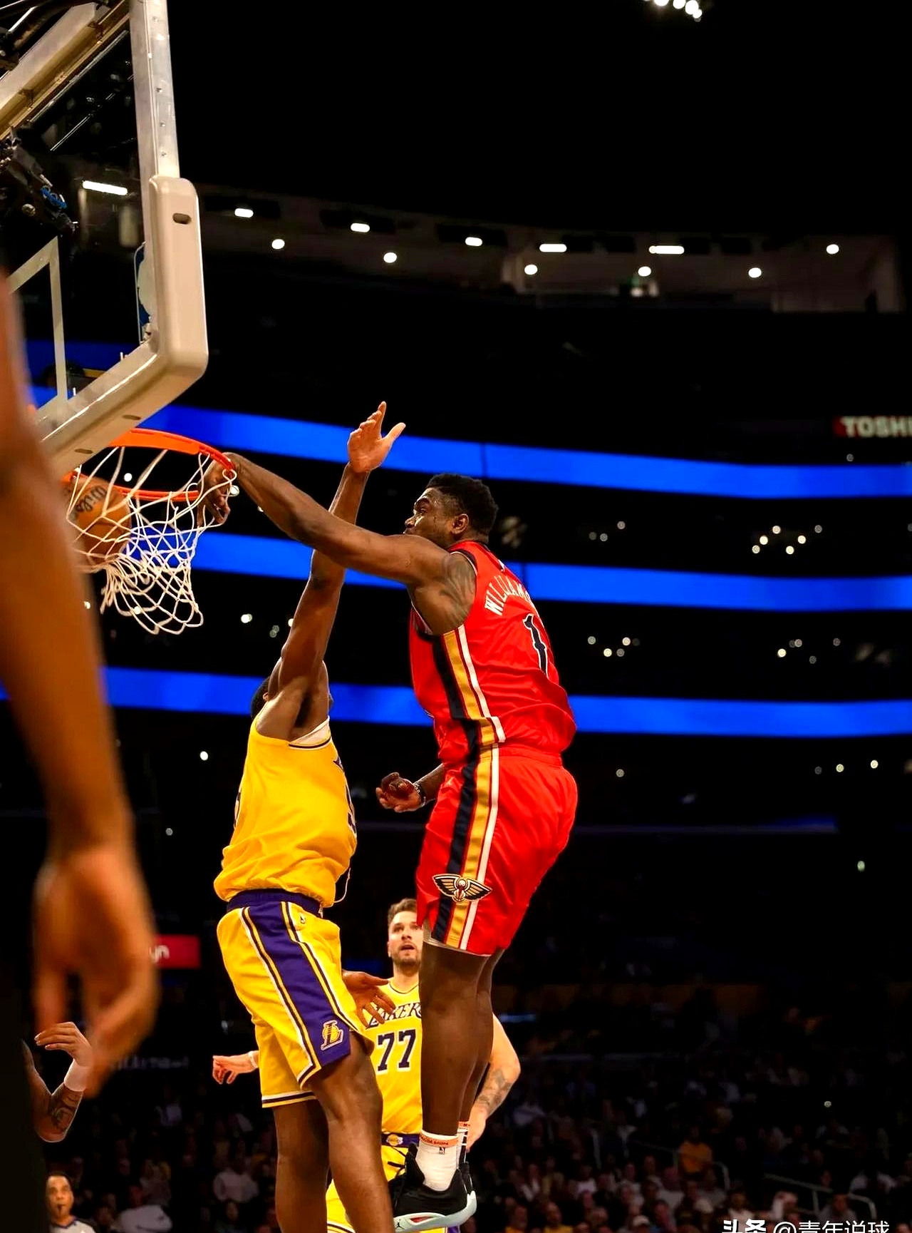 特洛伊之战为了争夺哪个美女