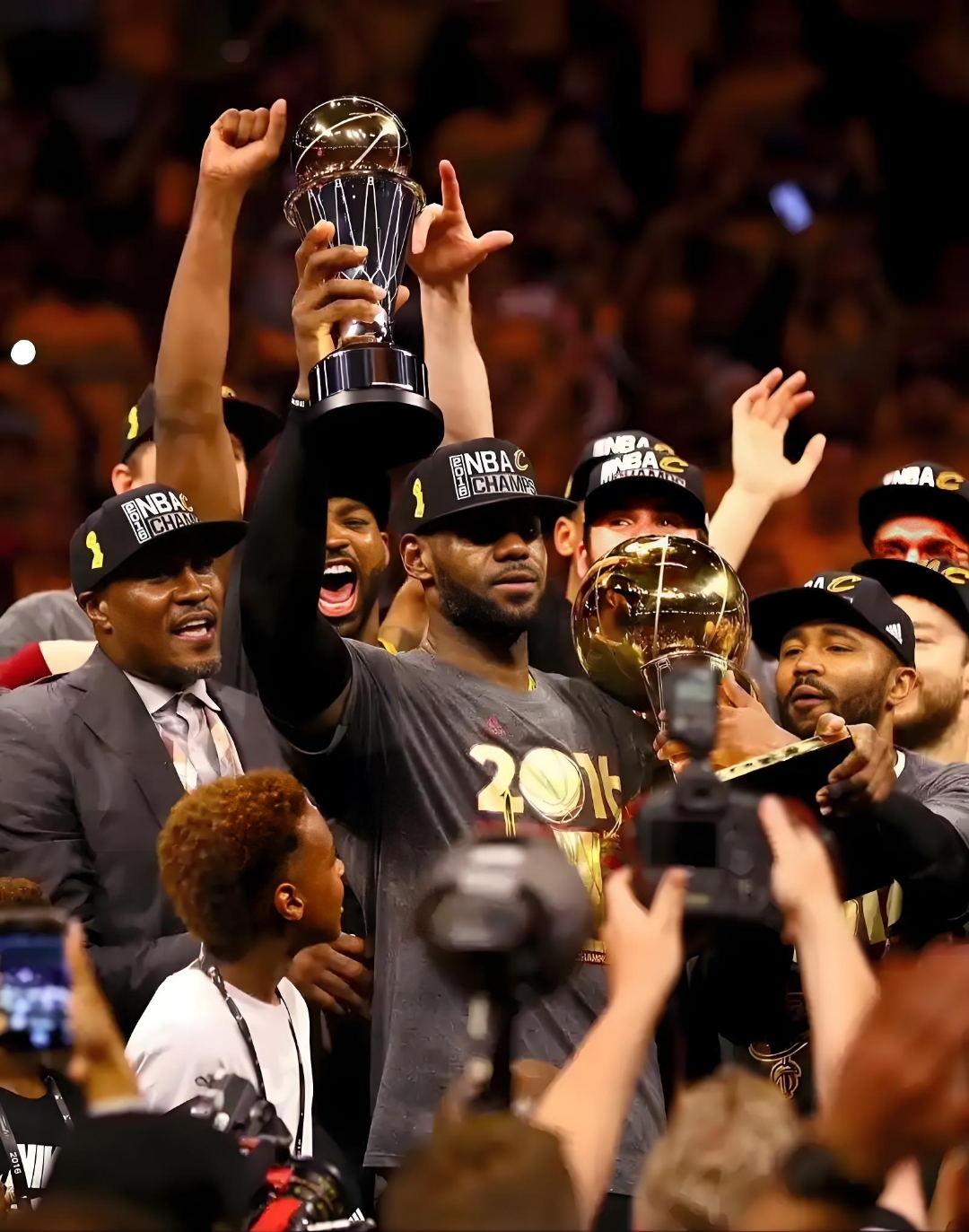 特洛伊之战为了争夺哪个美女